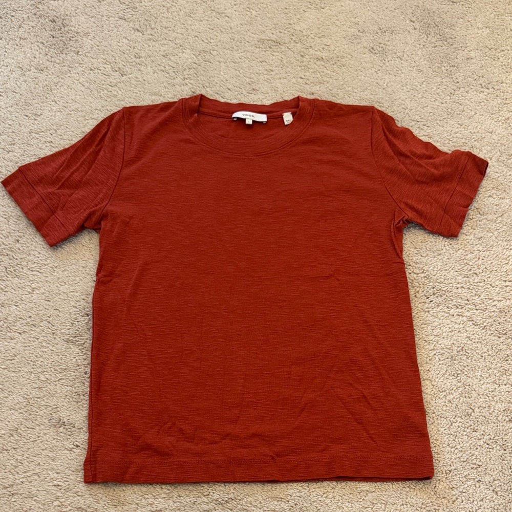 Women’s orangey/red Vince dressy t shirt